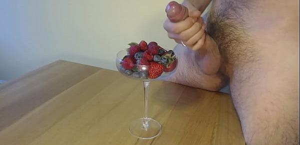  Berries and Cream, Cum on Food